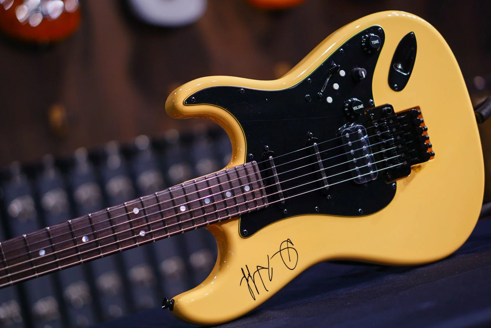 James Tyler Dann Huff Yellow Classic – Yellow 24510 - Image 6