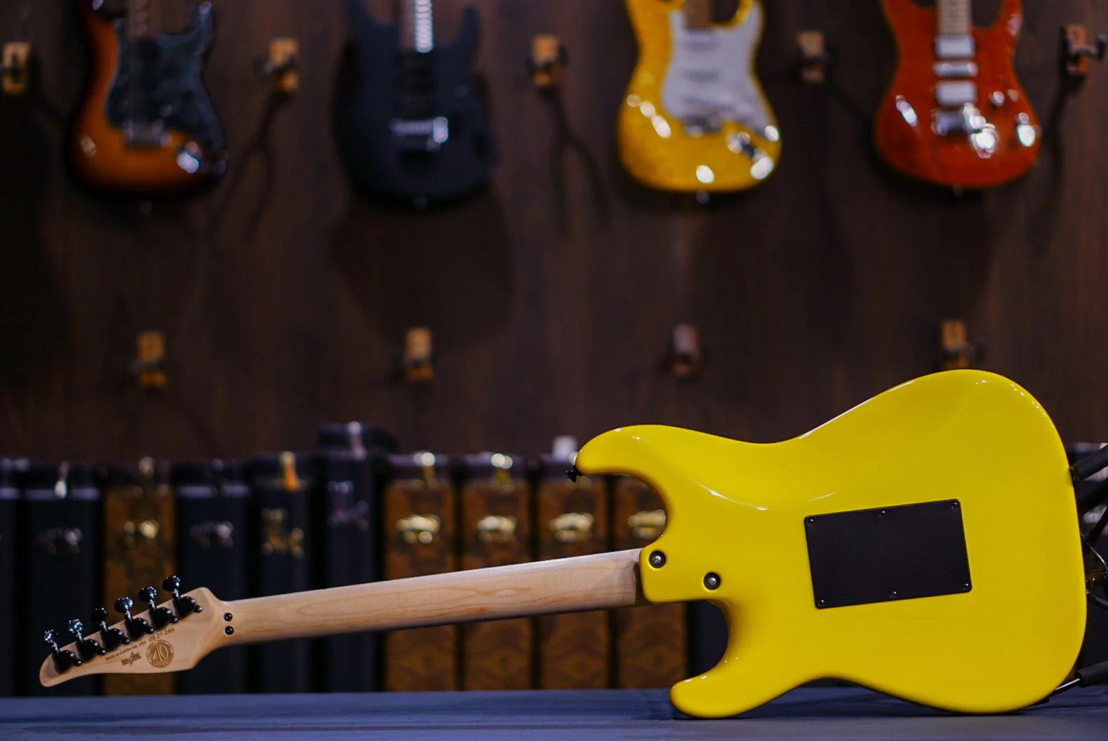 Tom Anderson Icon Classic Corvette Yellow * 09-21-24N * - Image 12