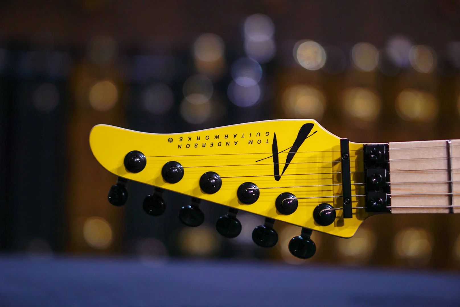Tom Anderson Icon Classic Corvette Yellow * 09-21-24N * - Image 7